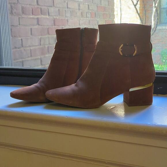 Talbot's Leather Booties, Size 9.5 - Picture 1 of 7